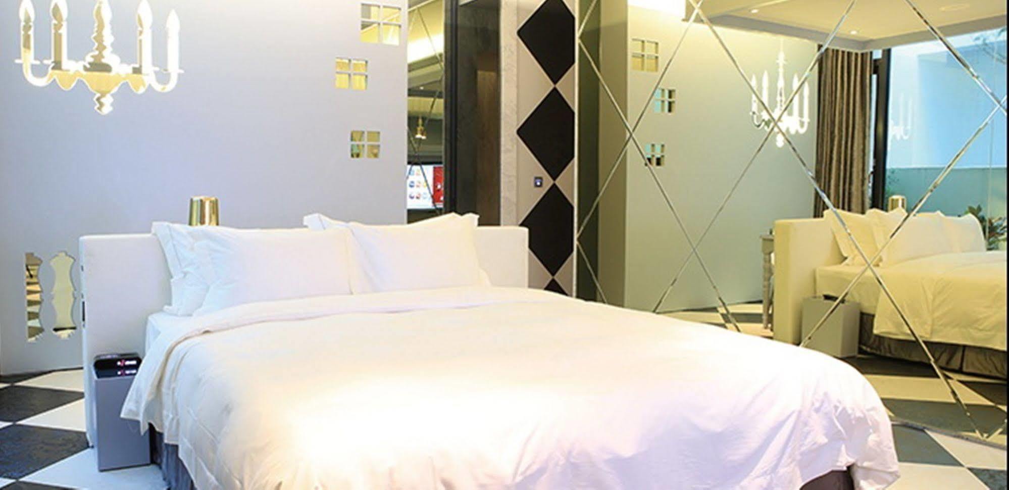 All-Ur Boutique Motel-Hsin Chu Branch Cidade de Hsinchu Exterior foto